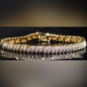 Elegant 1/2 ct Diamond Wavelink Bracelet